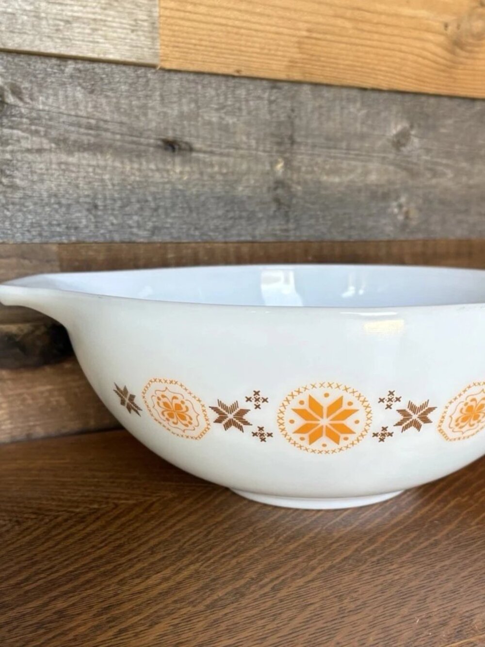 Vtg Pyrex Bowl 4 QT Town and Country 444 Cinderella Nesting Mixing Cottagecore